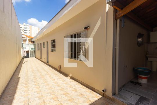 Corredor de casa à venda com 3 quartos, 150m² em Vila Lageado, São Paulo