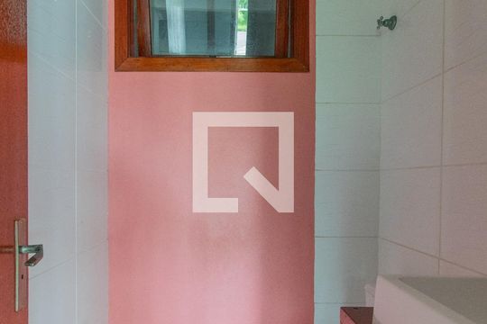 Lavabo de casa à venda com 3 quartos, 140m² em Hípica, Porto Alegre