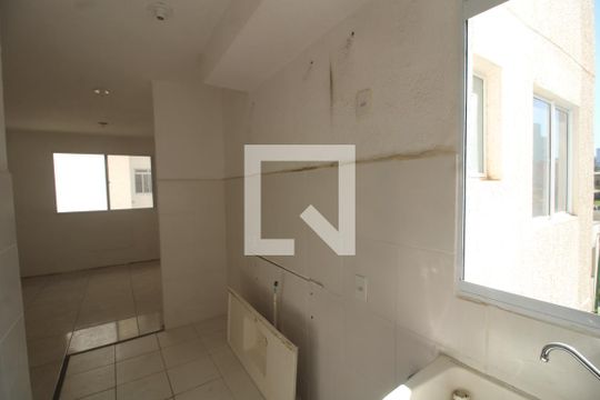 Cozinha de apartamento à venda com 2 quartos, 41m² em São José, Canoas