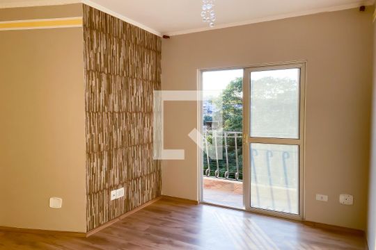 Apartamento à venda com 2 quartos, 60m² em Umuarama, Osasco