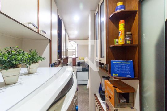 Cozinha de casa para alugar com 3 quartos, 180m² em Ipiranga, São Paulo