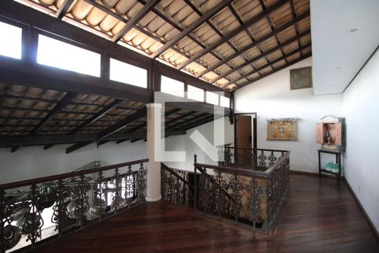 Mezanino de casa à venda com 4 quartos, 640m² em Trevo, Belo Horizonte