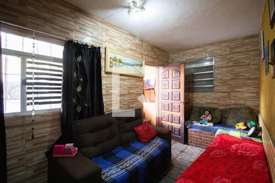 Sala de casa para alugar com 2 quartos, 512m² em Limoeiro, São Paulo