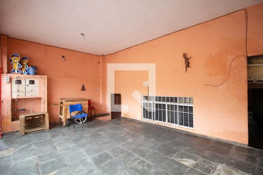 Garagem de casa para alugar com 2 quartos, 512m² em Limoeiro, São Paulo