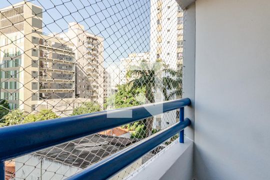 Varanda de apartamento para alugar com 1 quarto, 48m² em Pinheiros, São Paulo