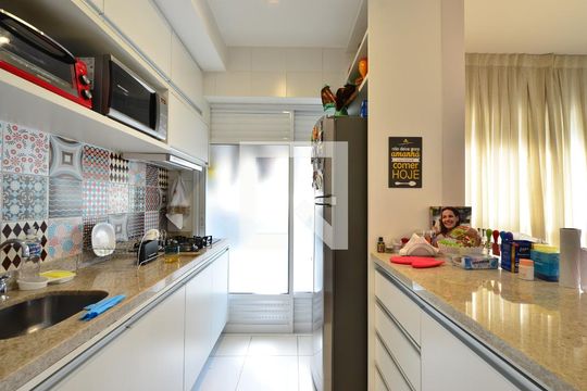 Sala/Cozinha de apartamento à venda com 2 quartos, 54m² em Vila da Saúde, São Paulo