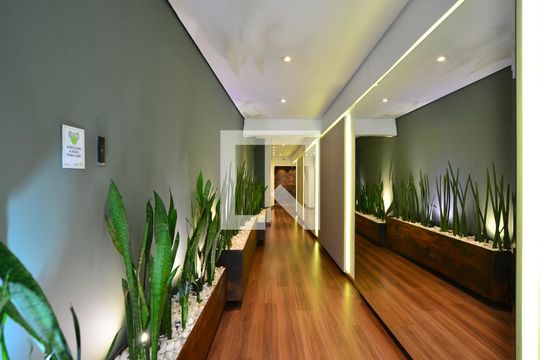 Hall de entrada de apartamento à venda com 2 quartos, 54m² em Vila da Saúde, São Paulo