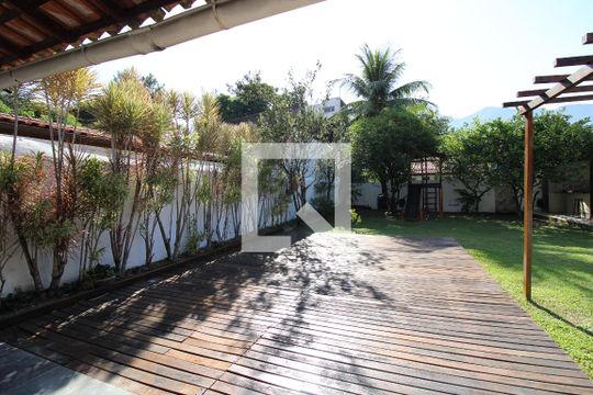 Quintal de casa de condomínio à venda com 4 quartos, 230m² em Anil, Rio de Janeiro