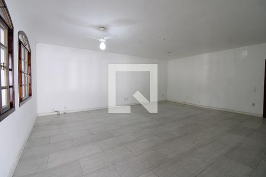 Sala de casa de condomínio à venda com 4 quartos, 230m² em Anil, Rio de Janeiro