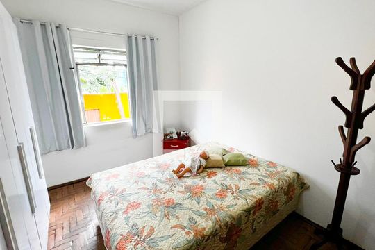 Quarto 3 de casa à venda com 3 quartos, 500m² em São Francisco, Belo Horizonte
