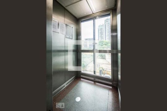 Elevador  de apartamento à venda com 1 quarto, 48m² em Cidade Monções, São Paulo