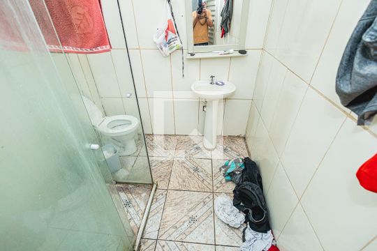 Banheiro de casa à venda com 3 quartos, 350m² em São João Batista (venda Nova), Belo Horizonte