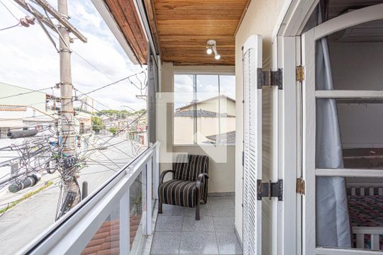Sacada de casa à venda com 3 quartos, 141m² em Km 18, Osasco