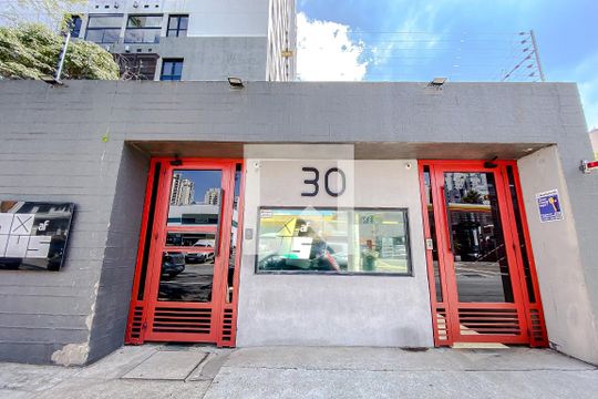 Fachada de apartamento à venda com 2 quartos, 70m² em Vila Regente Feijó, São Paulo