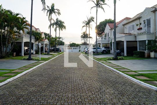 Área Comum de casa de condomínio à venda com 4 quartos, 270m² em Vila Nova Caledonia, São Paulo