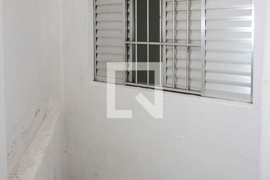 Quintal de casa para alugar com 1 quarto, 52m² em Vila Anadir, São Paulo