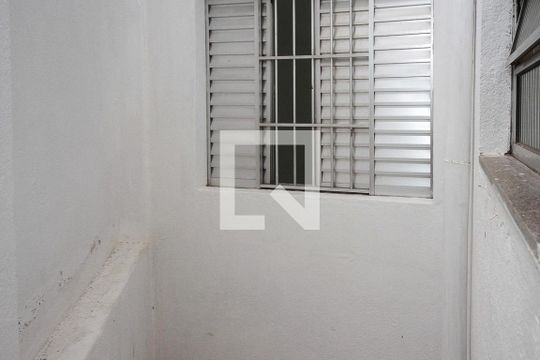 Quintal de casa para alugar com 1 quarto, 52m² em Vila Anadir, São Paulo