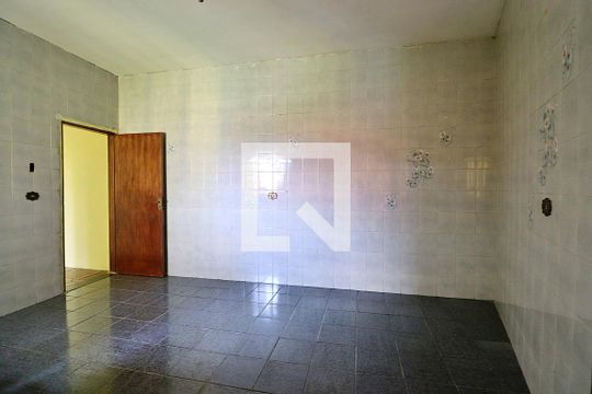 Cozinha de casa para alugar com 1 quarto, 60m² em Jardim Sônia Maria, Santo André