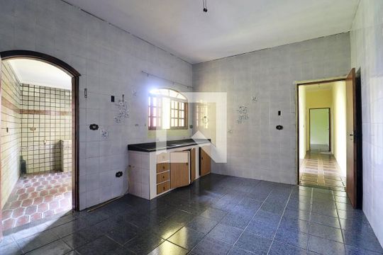 Cozinha de casa para alugar com 1 quarto, 60m² em Jardim Sônia Maria, Santo André