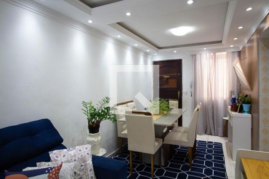 Sala de apartamento à venda com 2 quartos, 42m² em Conjunto Residencial José Bonifácio, São Paulo