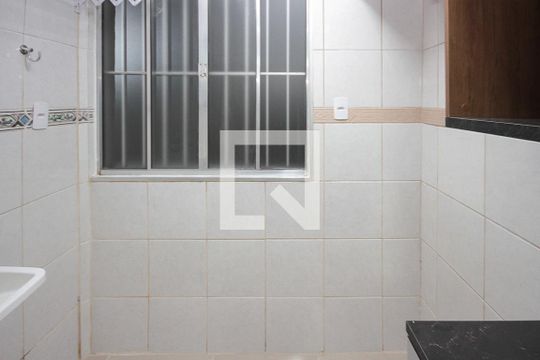 Área de Serviço de apartamento para alugar com 2 quartos, 42m² em Fazenda da Juta, São Paulo