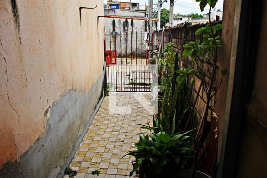 Quintal de casa à venda com 2 quartos, 202m² em Vila Progresso (zona Leste), São Paulo