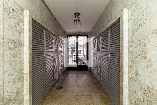 Hall de Entrada de apartamento à venda com 2 quartos, 130m² em Santa Ifigenia, São Paulo
