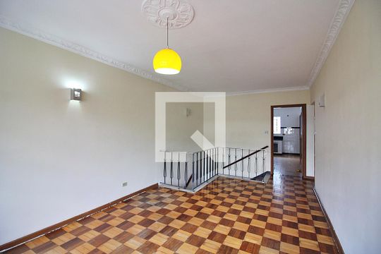 Sala  de casa para alugar com 2 quartos, 350m² em Taboão, São Bernardo do Campo
