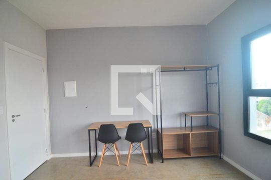 Dormitório e cozinha de kitnet/studio para alugar com 1 quarto, 30m² em Marechal Rondon, Canoas