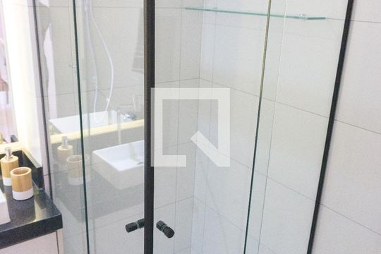 Banheiro de apartamento para alugar com 1 quarto, 35m² em Bela Vista, São Paulo