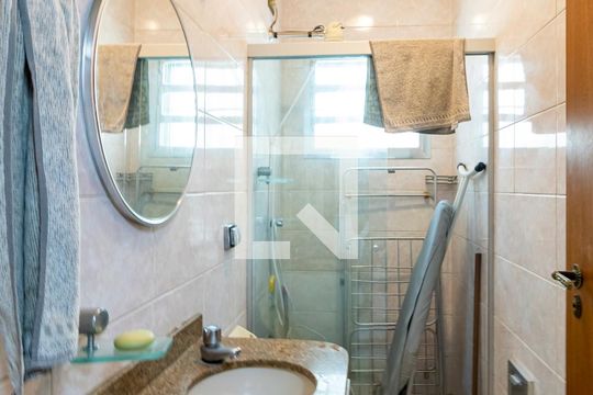 Lavabo 2 de casa à venda com 3 quartos, 225m² em Alto da Mooca, São Paulo