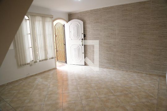 Sala de casa à venda com 4 quartos, 155m² em Piqueri, São Paulo