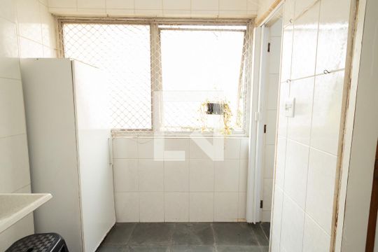 Área de Serviço de apartamento para alugar com 2 quartos, 90m² em Parque Terra Nova, São Bernardo do Campo