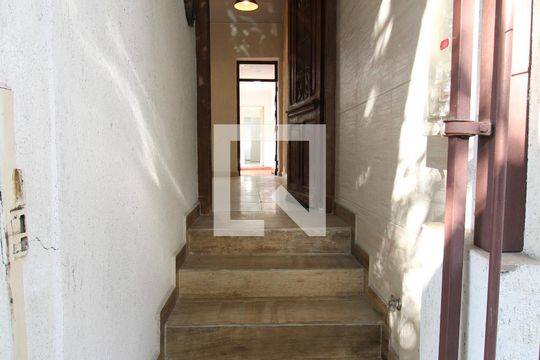 Hall de Entrada de casa para alugar com 1 quarto, 100m² em Lapa, São Paulo