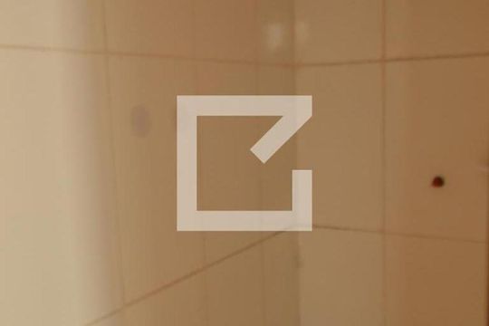 Banheiro de casa de condomínio à venda com 2 quartos, 75m² em Taquara, Rio de Janeiro