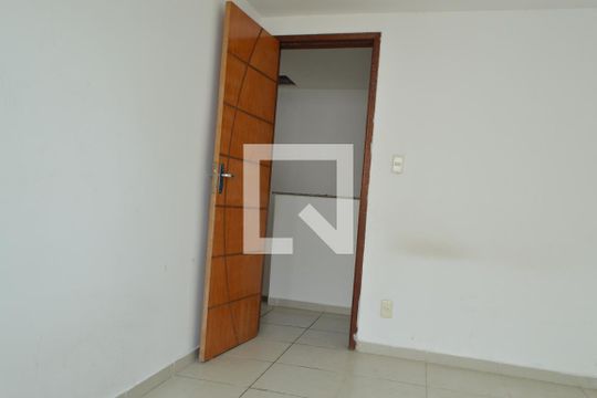 Quarto 1 de casa de condomínio à venda com 2 quartos, 75m² em Taquara, Rio de Janeiro