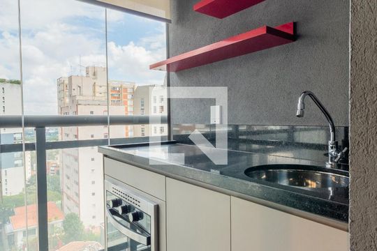 Studio de kitnet/studio para alugar com 1 quarto, 32m² em Sumarezinho, São Paulo