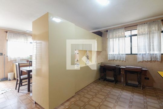 Cozinha de casa para alugar com 3 quartos, 210m² em Maranhão, São Paulo