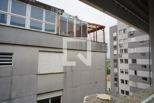 Sala - Vista de apartamento à venda com 3 quartos, 95m² em Sarandi, Porto Alegre