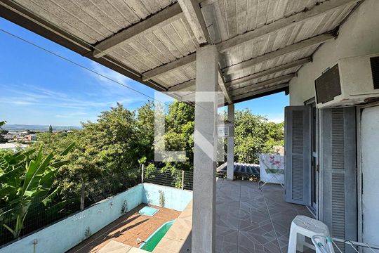 Sacada de casa à venda com 2 quartos, 90m² em Canudos, Novo Hamburgo