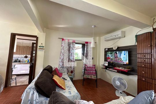 Casa à venda com 2 quartos, 90m² em Canudos, Novo Hamburgo