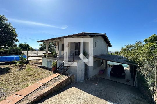 Área externa de casa à venda com 2 quartos, 90m² em Canudos, Novo Hamburgo