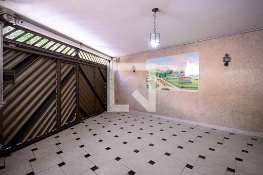 Garagem de casa para alugar com 3 quartos, 300m² em Vila Moinho Velho, São Paulo