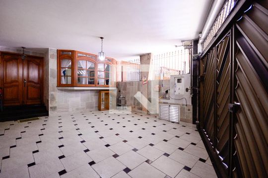 Garagem de casa para alugar com 3 quartos, 300m² em Vila Moinho Velho, São Paulo