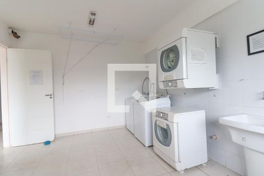 Lavanderia de apartamento para alugar com 1 quarto, 31m² em Cidade Industrial de Curitiba, Curitiba