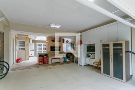 Garagem de casa de condomínio à venda com 4 quartos, 344m² em Ipanema, Porto Alegre