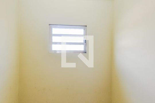 Quarto de Serviço de casa para alugar com 4 quartos, 280m² em Jardim Valeria, Guarulhos