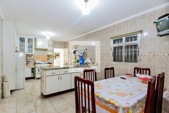 Cozinha de casa para alugar com 4 quartos, 280m² em Jardim Valeria, Guarulhos