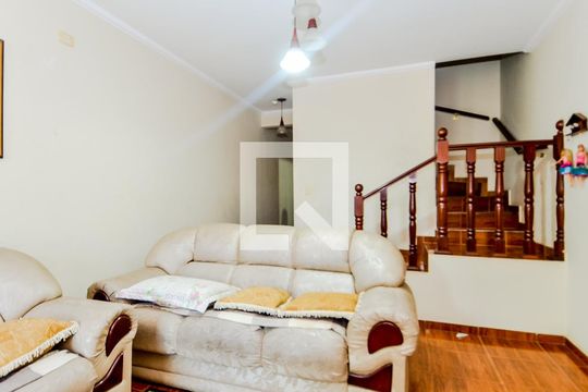 Sala de casa para alugar com 4 quartos, 280m² em Jardim Valeria, Guarulhos