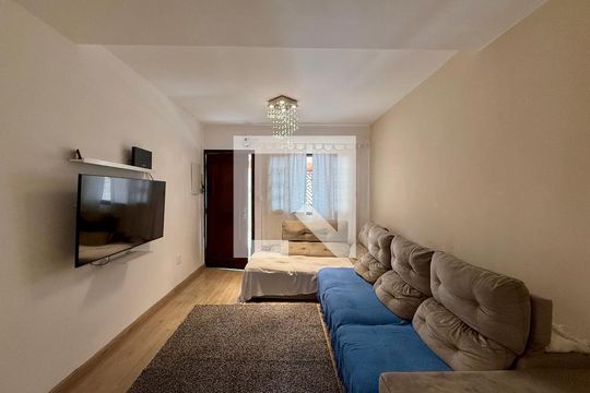 Sala de casa à venda com 3 quartos, 120m² em Vila Socorro, São Paulo